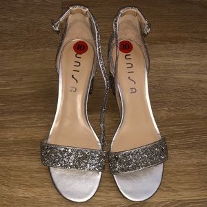 Sparkling Strap Sandal Great For Day To Evening Wear